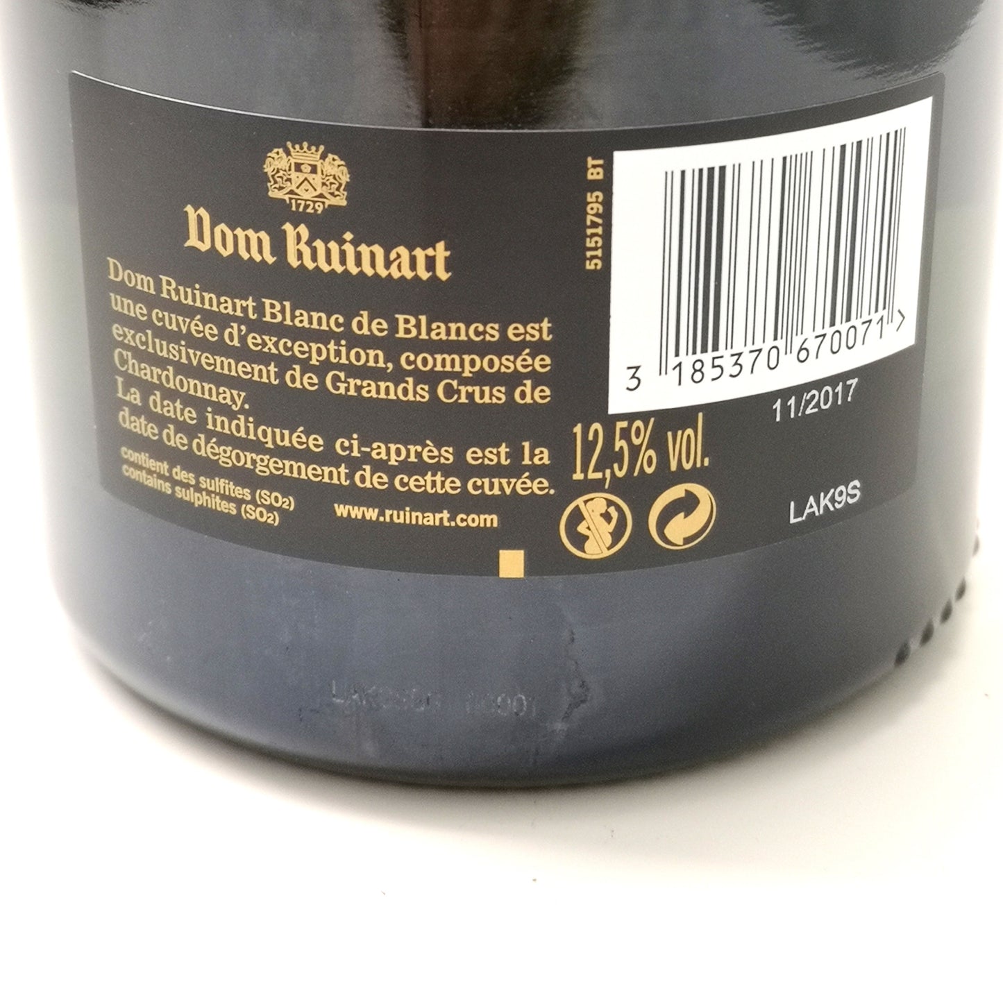 Champagne de luxe Dom Ruinart 2007 disponible
