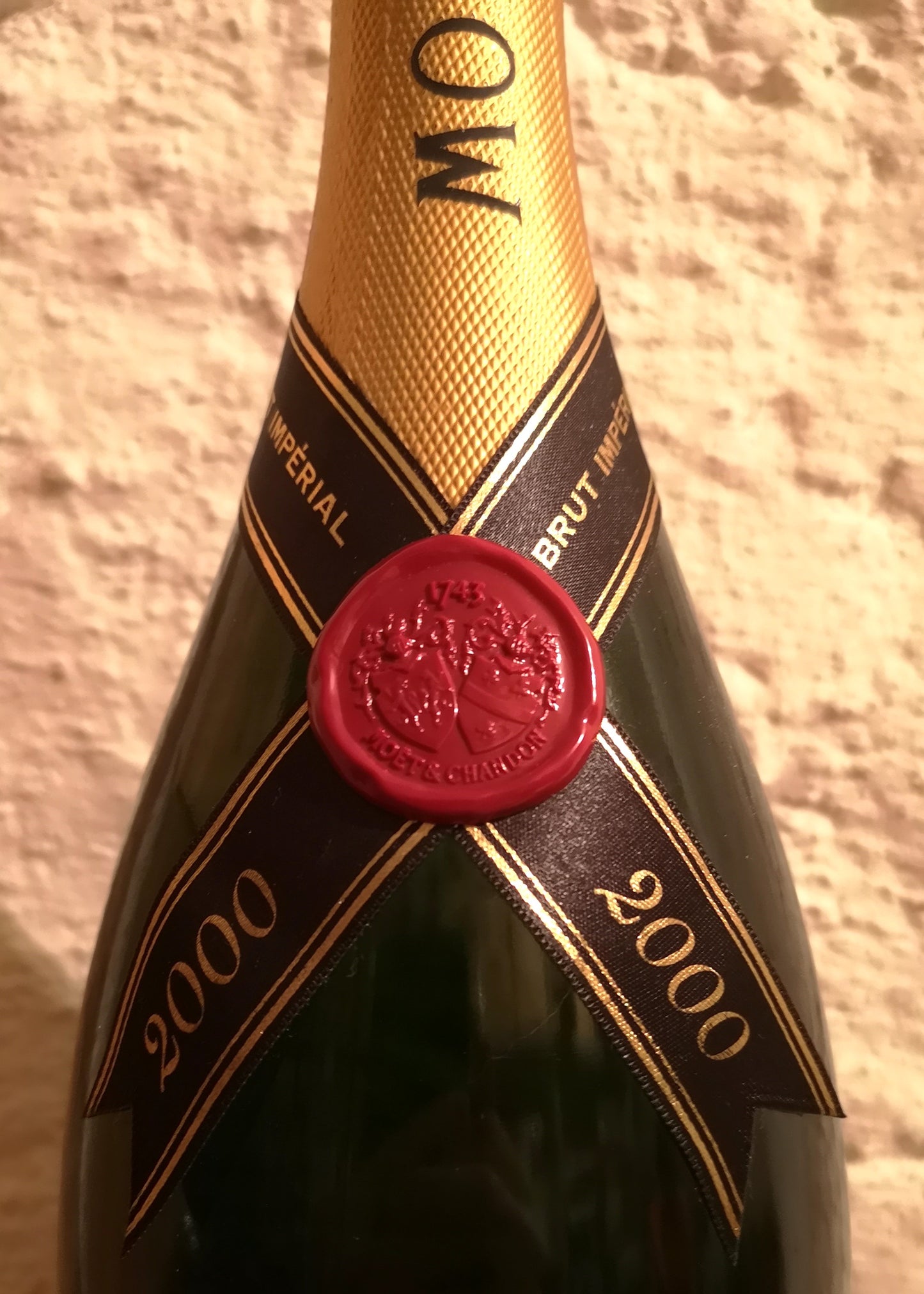Champagne 2000 Brut Impérial Magnum