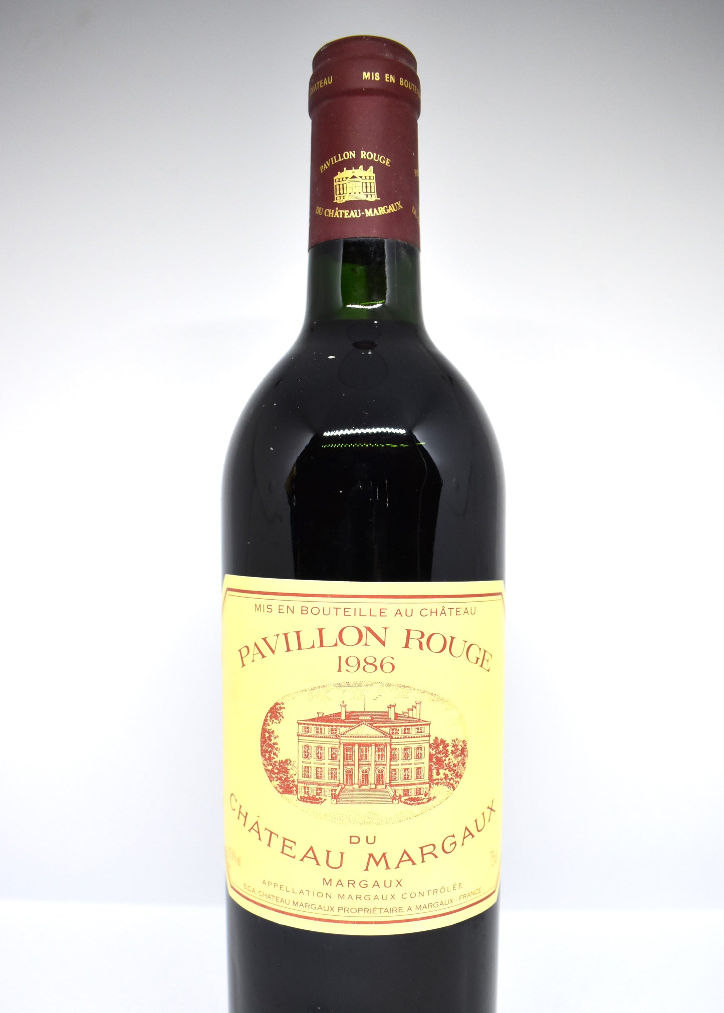 Acheter une bouteille de Bordeaux de 1986 pour amateur ? Château Margaux 1986 !