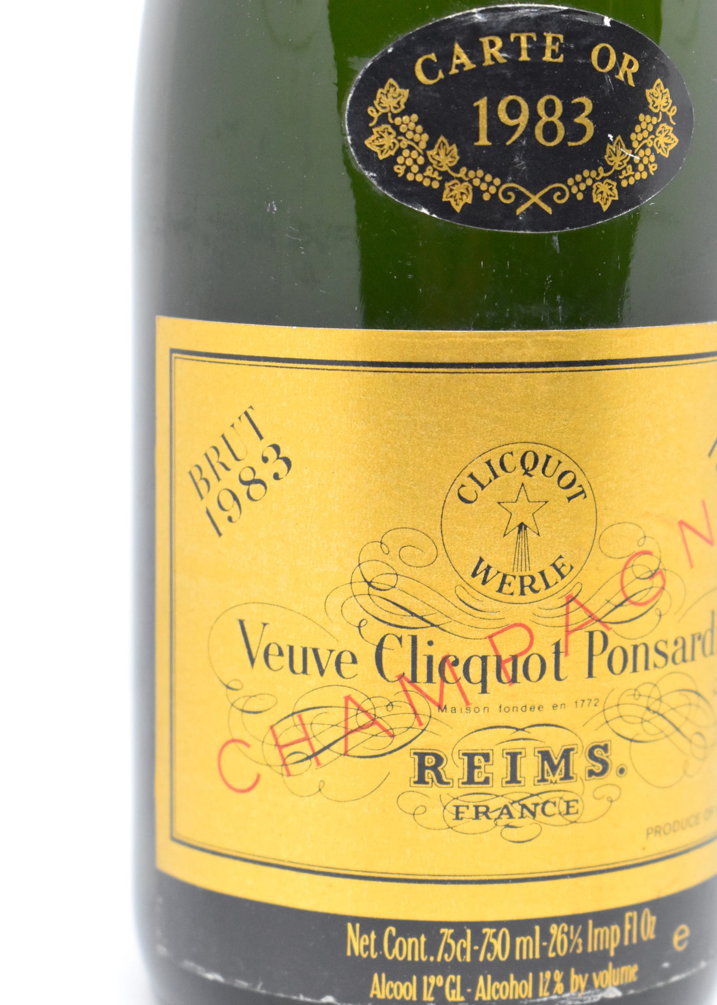 Vieille bouteille Champagne Veuve Clicquot Carte Or