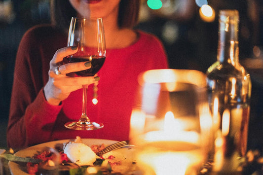 Comment une bouteille peut-elle transformer une soirée ordinaire en moment extraordinaire - How a bottle can transform an ordinary evening into an extraordinary moment