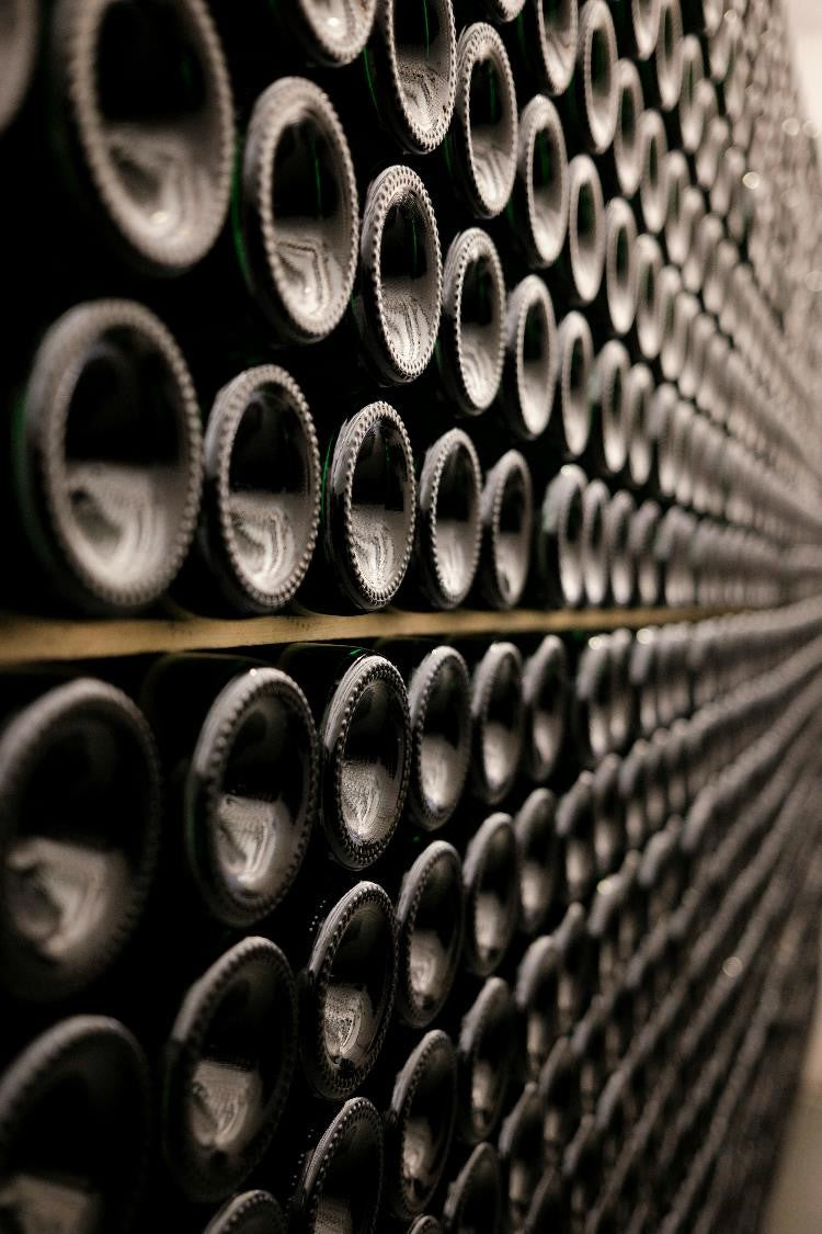 Lumière et vin  un duo à surveiller pour préserver la qualité -  Light and wine, a duo to watch out for to preserve quality