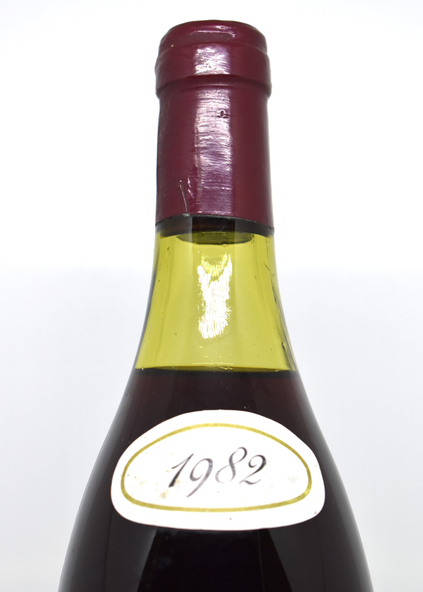 Vin vieux Bourgogne 1982 rare