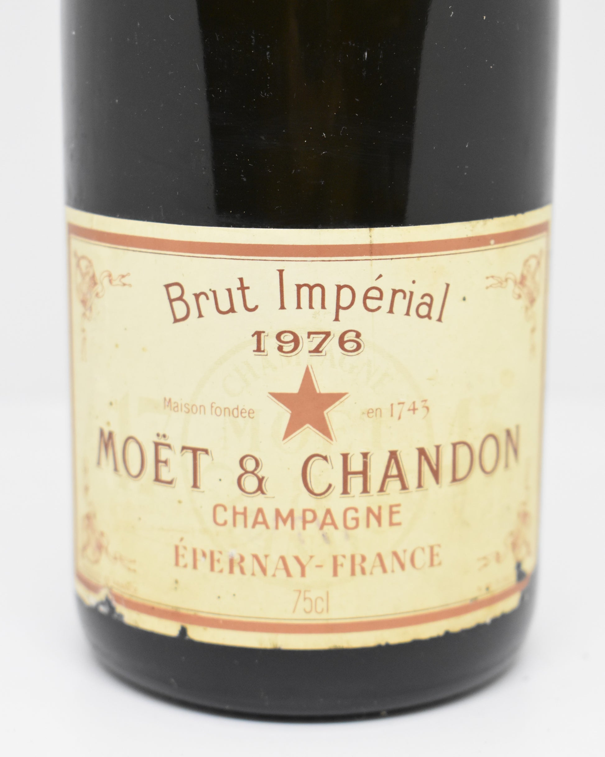 Commander champagne 1976 livraison à domicile