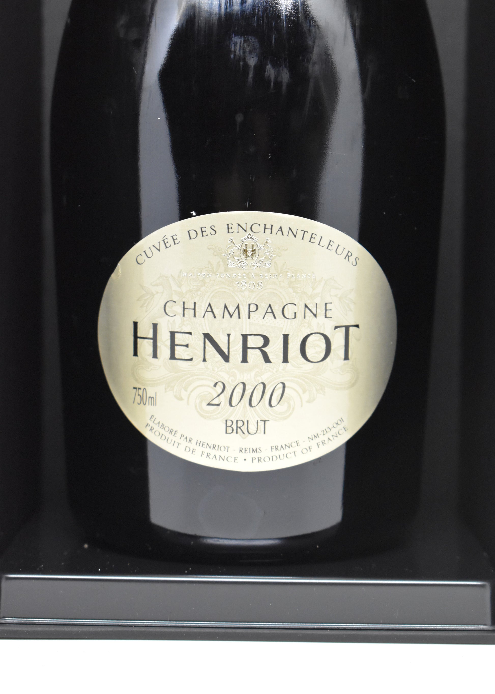 Acheter une bouteille de Champagne Henriot Cuvée des Enchanteleurs 2000
