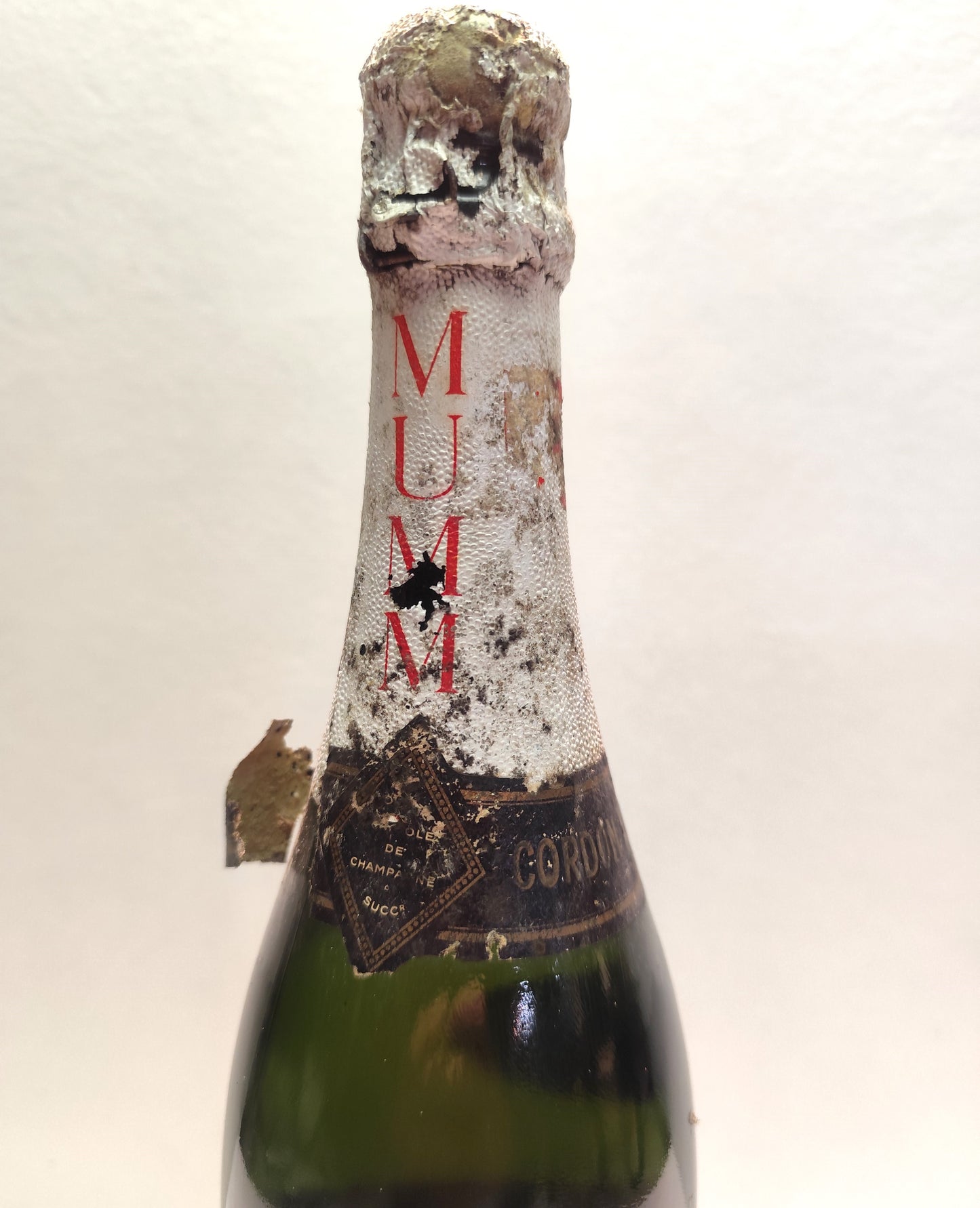 Mumm Brut Vintage 1976 - Champagne Cordon Rouge