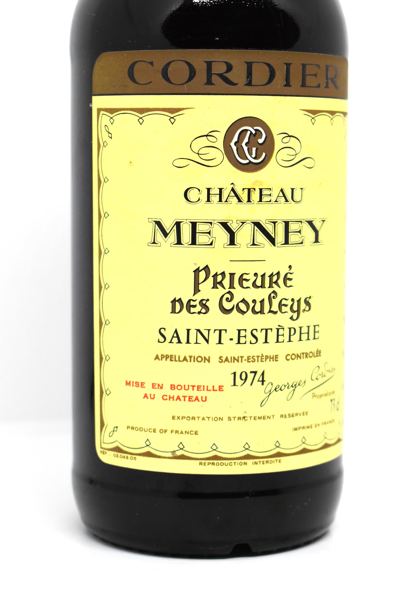Zoom niveau sublime bouteille Château Meyney 1974 - État de conservation exceptionnel