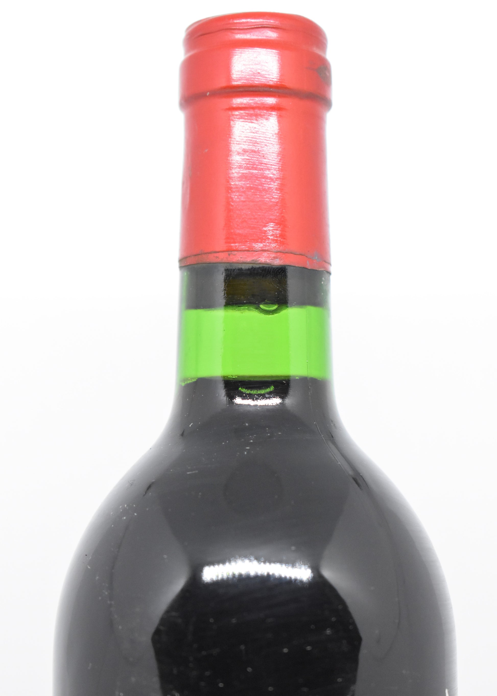 Vin rare Saint-Estèphe 1974 Château Montrose en stock