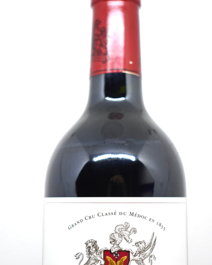 Offrir un vin rouge de collection Saint-Estèphe 2003