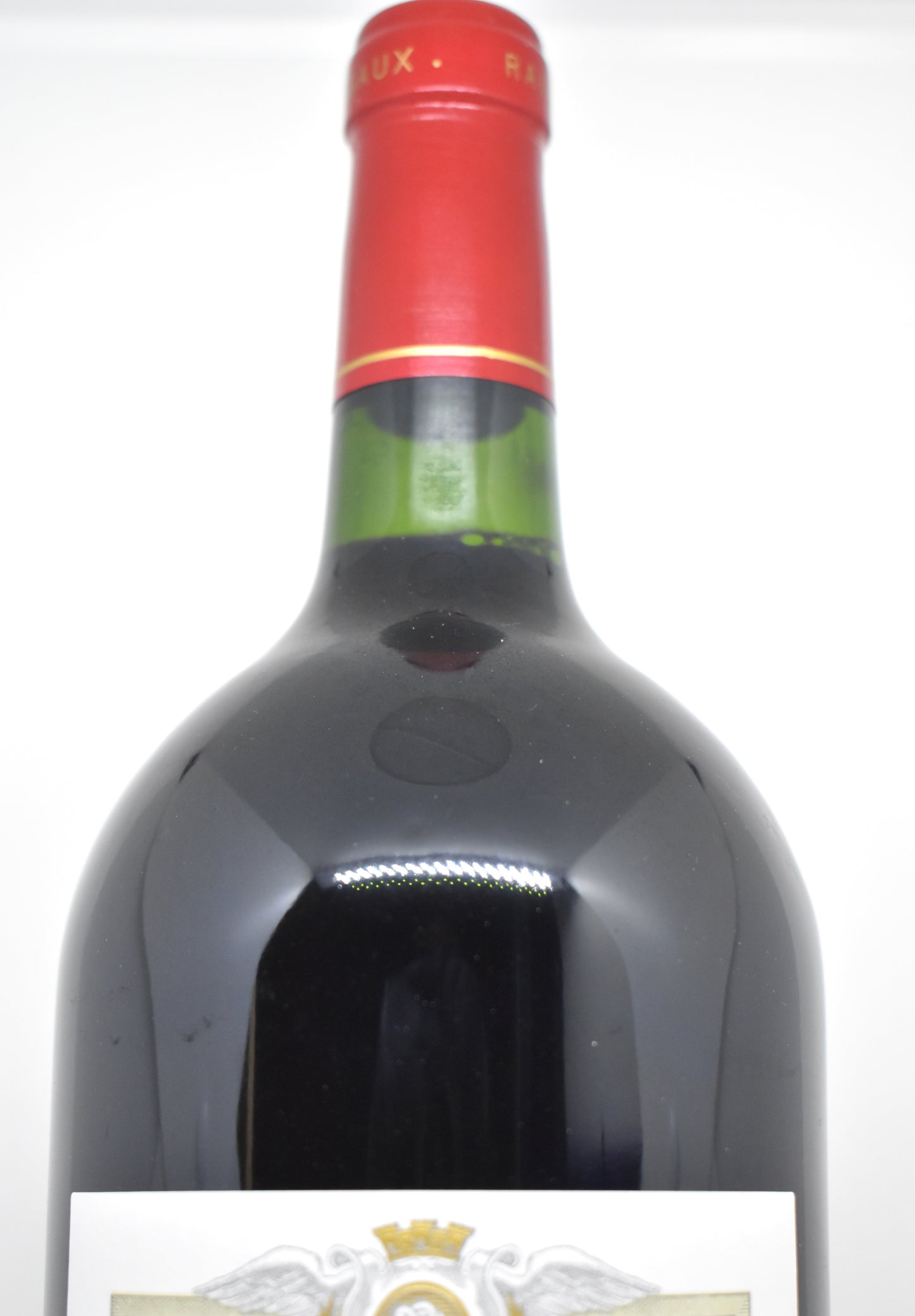 Offrir un vin rouge de Bordeaux millésimé 2016