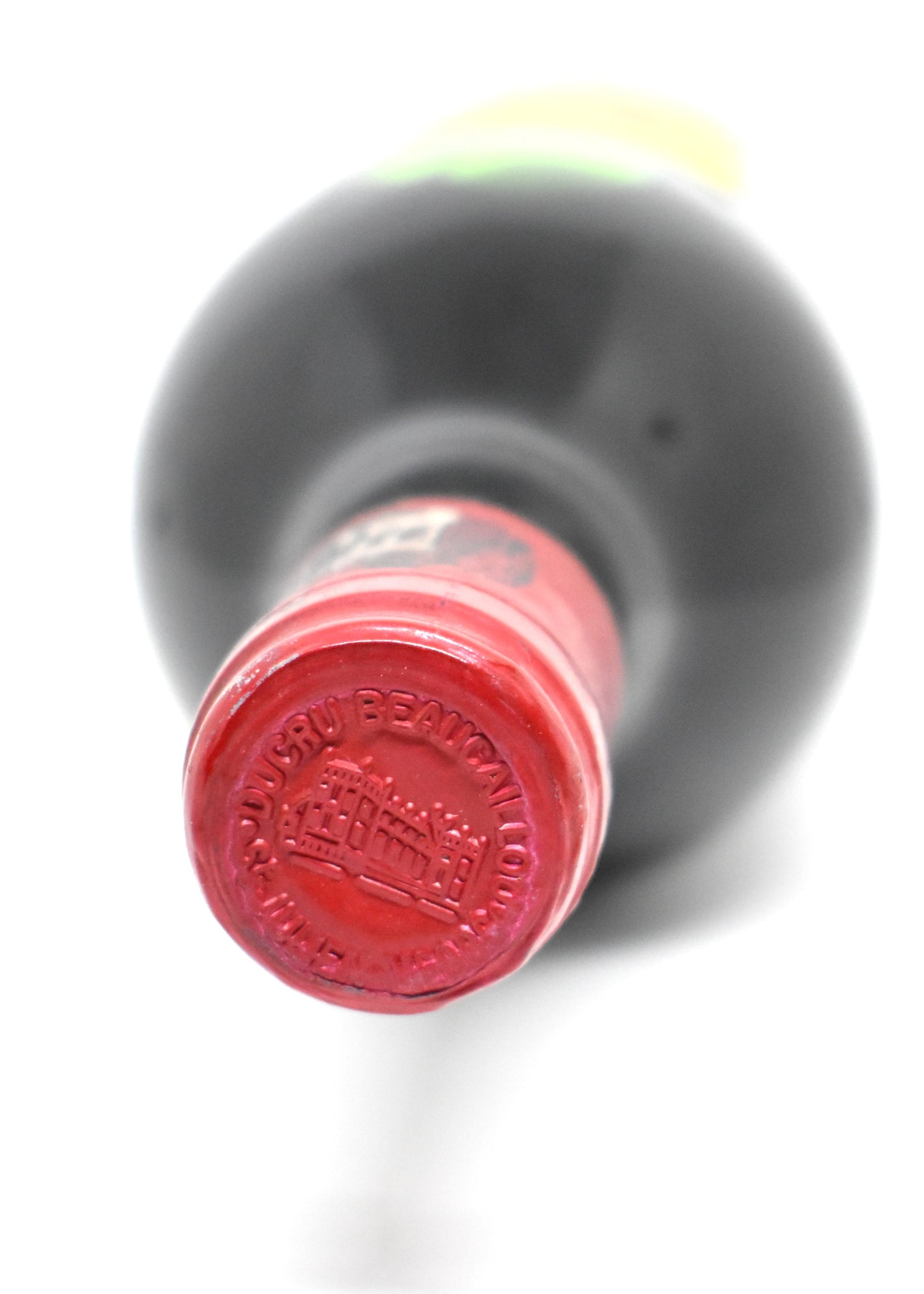 Zoom étiquette collée de travers d'origine Château Ducru-Beaucaillou 1976 - Repère authenticité