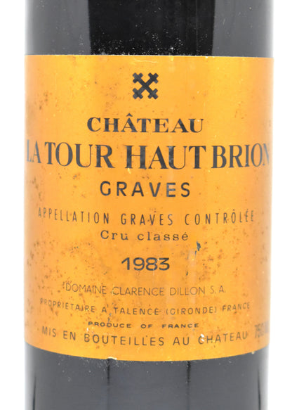 Zoom étiquette Château La Tour Haut-Brion 1983 usure normale - État de conservation