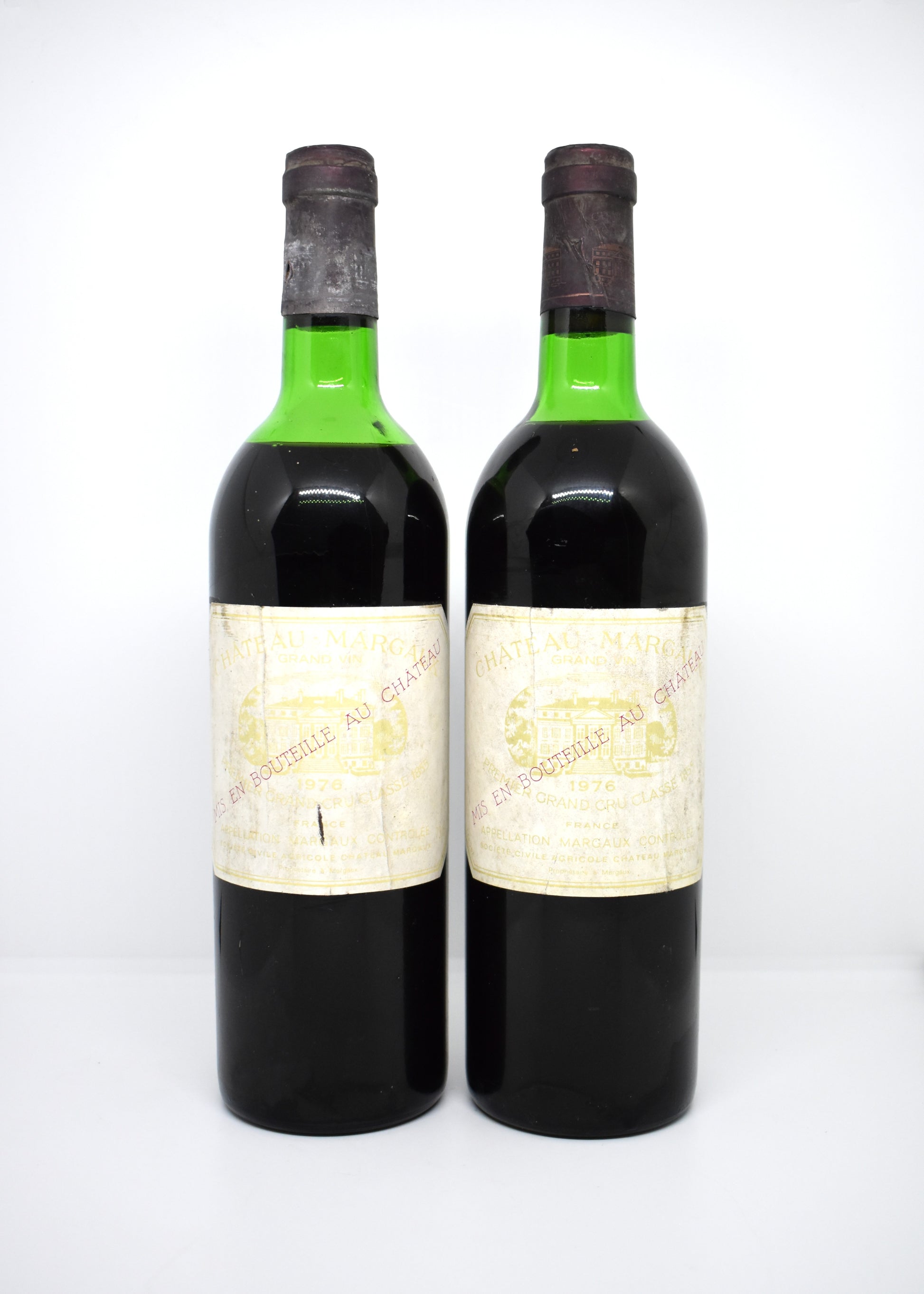 Zoom niveau mi épaule bouteille Château Margaux 1976 - Option flacon ancien