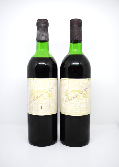 Zoom niveau mi épaule bouteille Château Margaux 1976 - Option flacon ancien