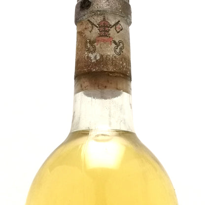 Vin blanc rare de 1981 - Pape Clement 