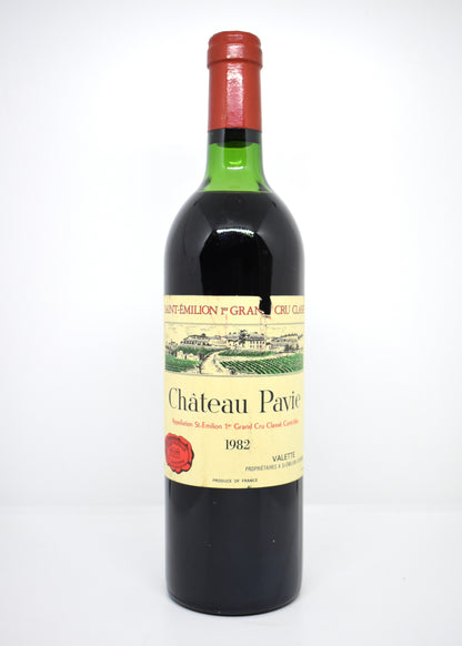 Offrir une bouteille de collection Bordeaux 1982