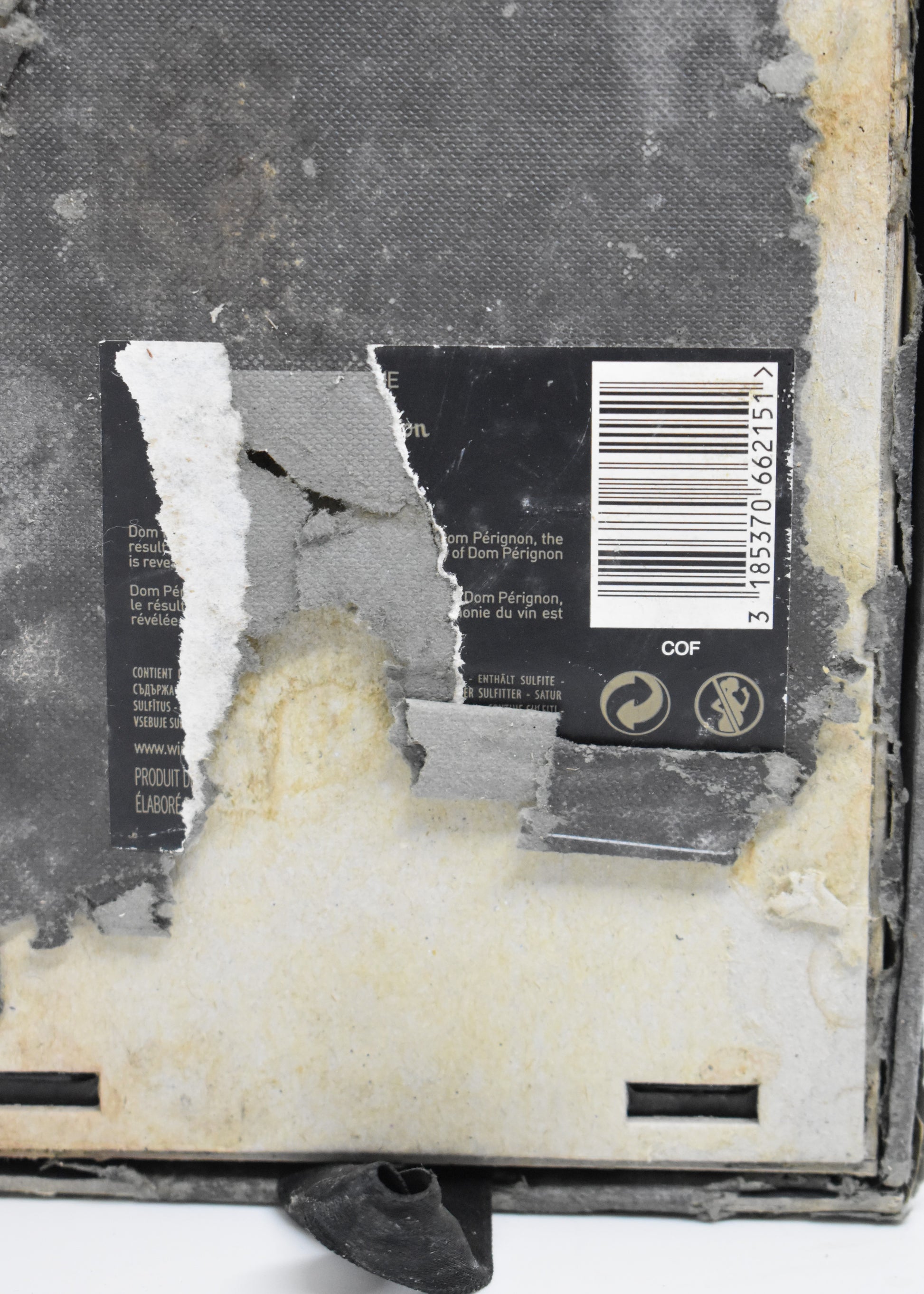 Coffret Champagne usé, c'est grave ? Pas du tout, au contraire