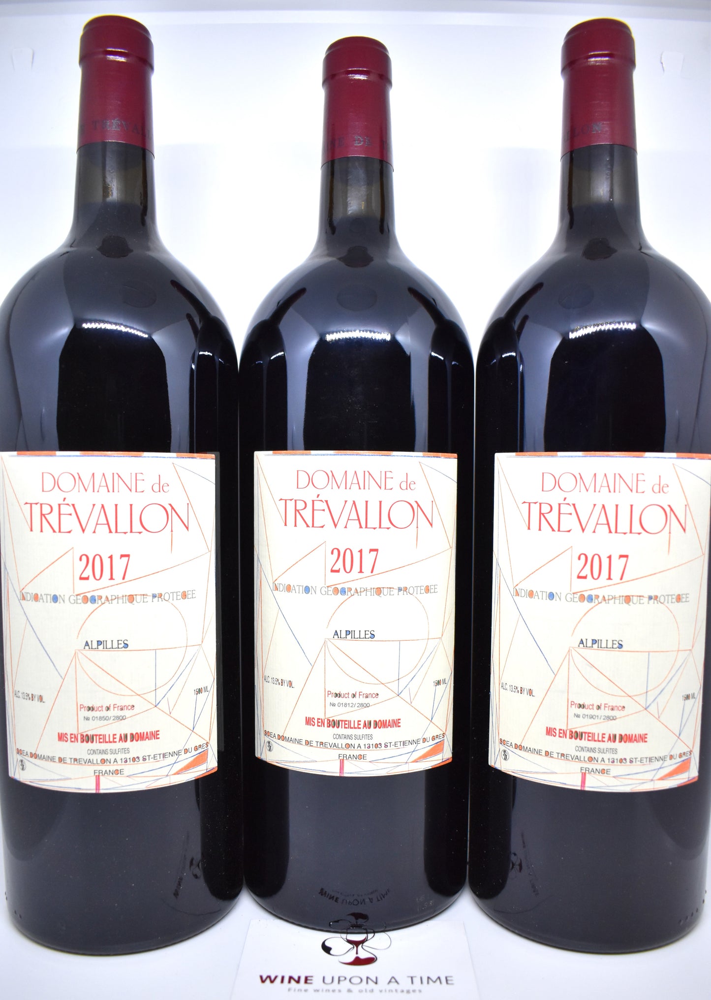Vin rouge Provence 2017 en grand format