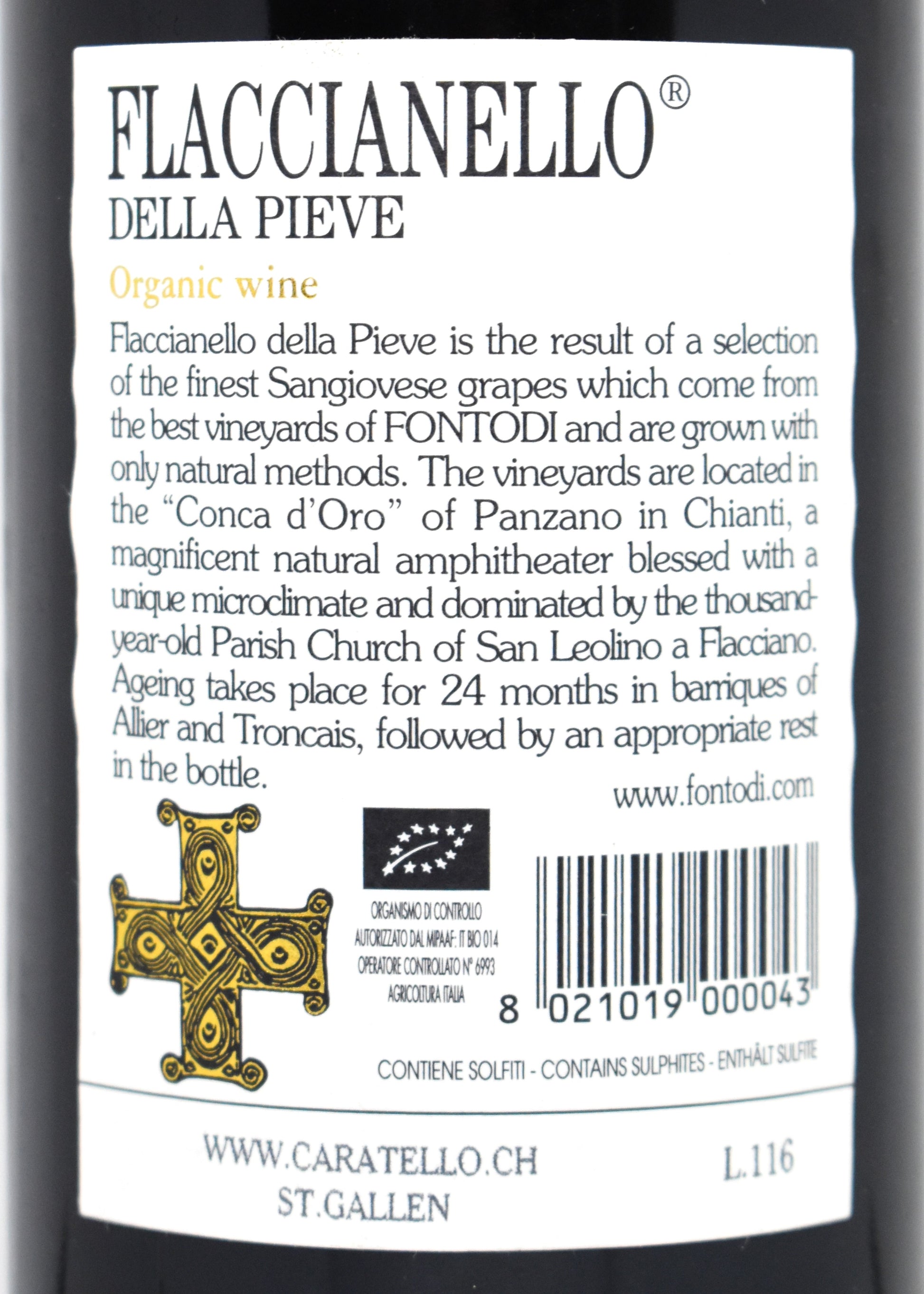 Gros plan contre etiquette d origine Fontodi bio acheter une bouteille de Flaccianello della Pieve 2013