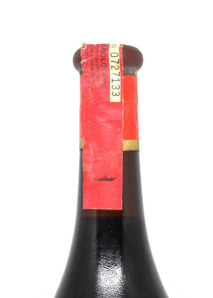 Barolo Fontanafredda 1983 - Vue rapprochée du goulot et de la capsule d'origine