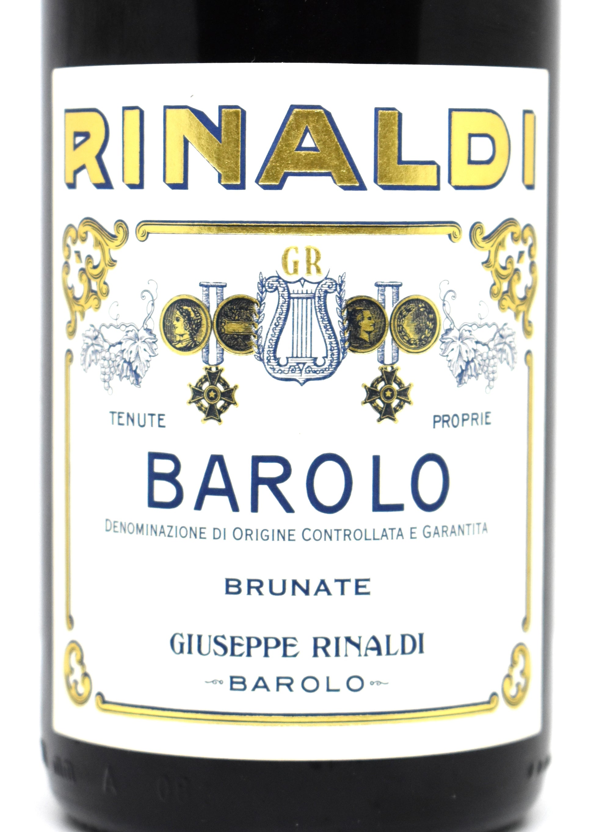 Offer the best Italian wine vintage 2013 in Switzerland
