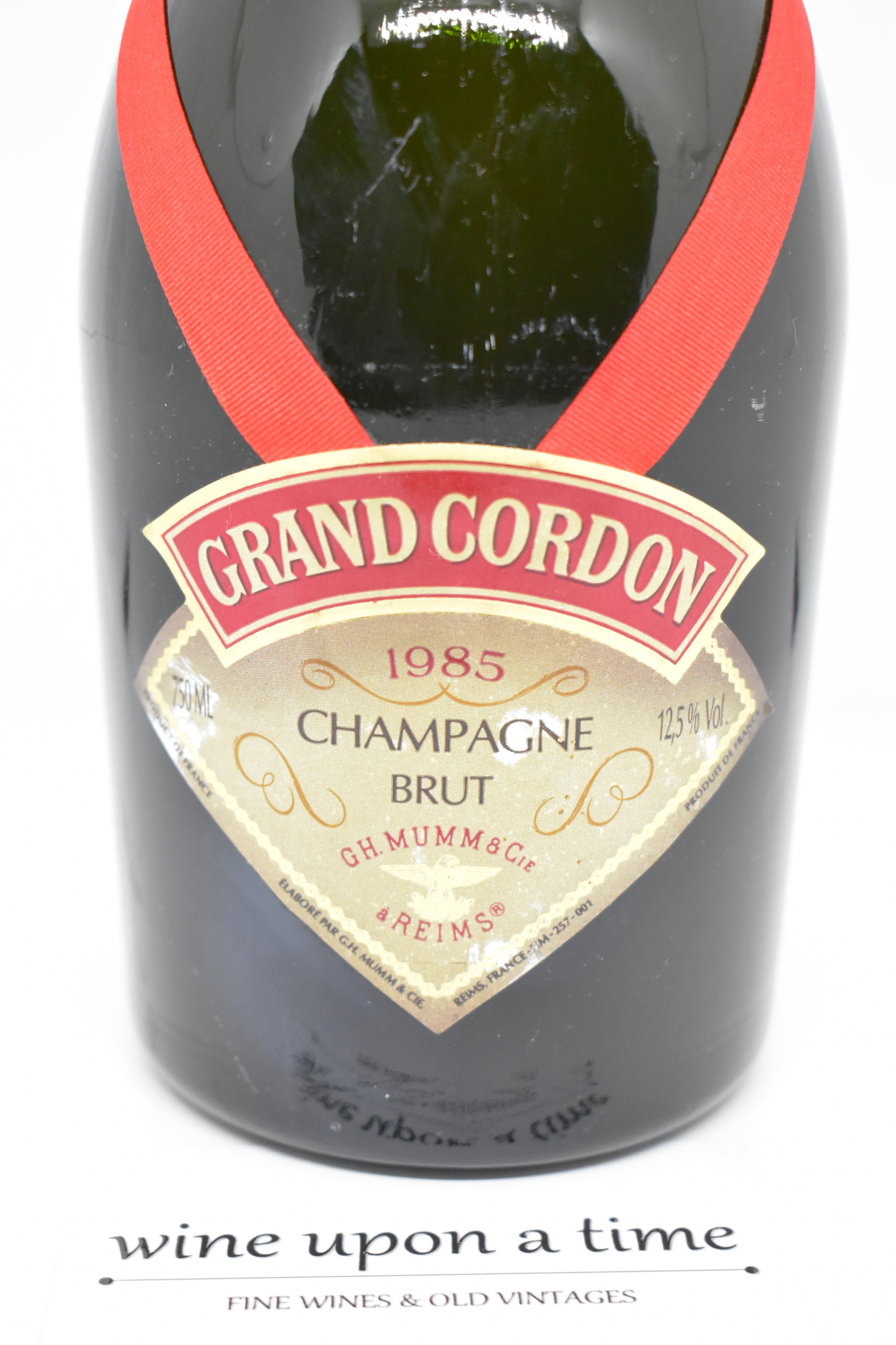 Champagne de 1985 en Valais