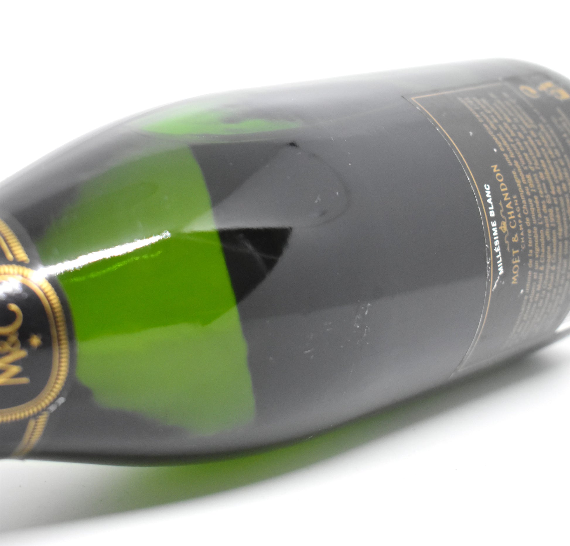 Offrir un Champagne de 1998 en Suisse