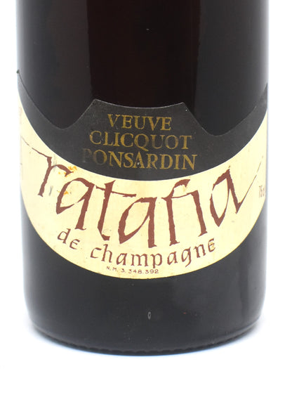 Acheter une bouteille de Ratafia de Champagne Veuve Clicquot